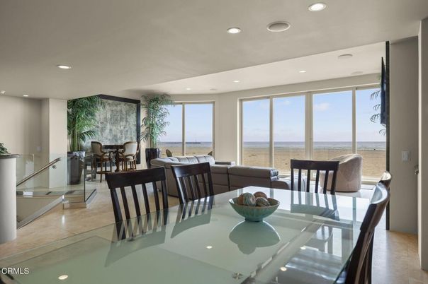 Dining room, Interior, Recessed Lighting, Water