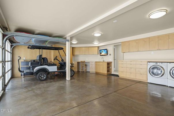 Garage, Interior, Washer
