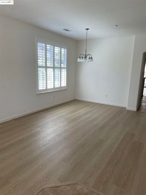 Empty room, Interior, Pendant Lights, Wood Texture Flooring