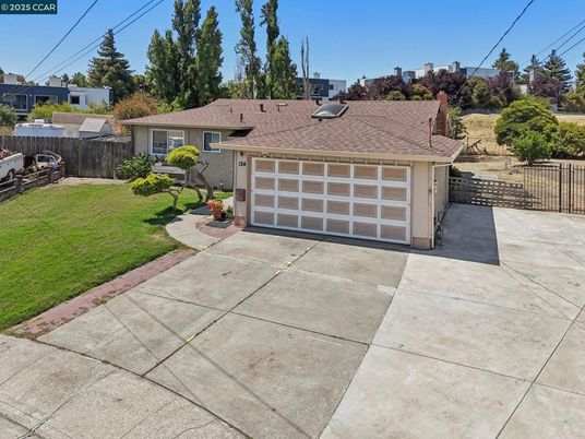 Backyard, Detached Garage, Exterior