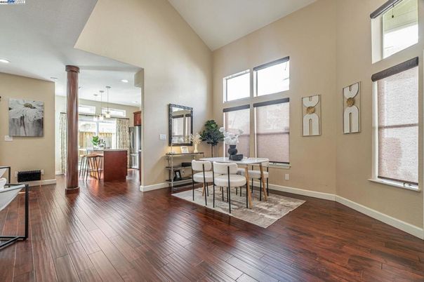 Dining room, Interior, Pendant Lights, Recessed Lighting, Wood Texture Flooring