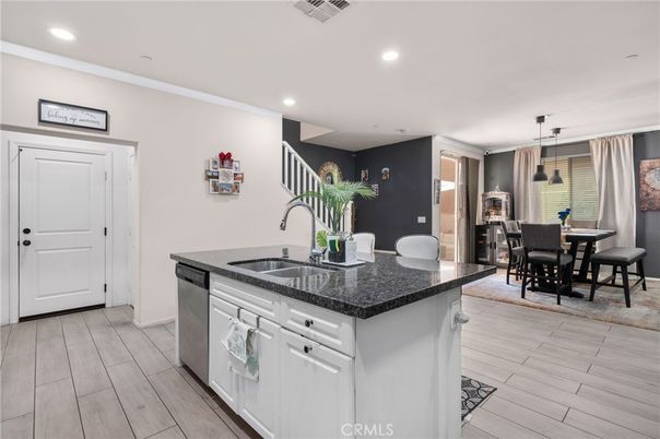Dining room, Interior, Kitchen, Pendant Lights, Recessed Lighting, Wood Texture Flooring