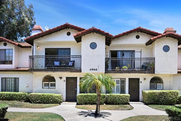Exterior, Facade, Spanish Mediterranean