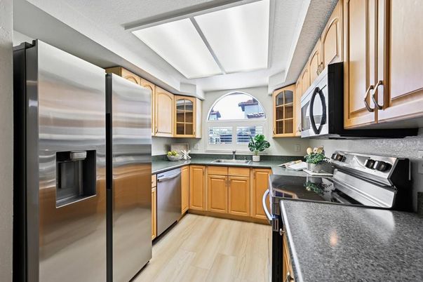 Interior, Kitchen, Stainless Steel Appliances, Wood Texture Flooring