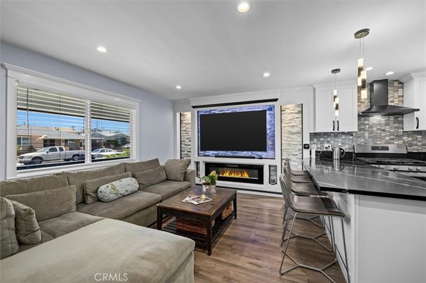 Fireplace, Interior, Kitchen, Living room, Pendant Lights, Recessed Lighting, Wood Texture Flooring