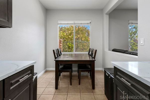 Dining room, Interior