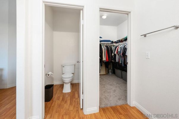 Bathroom, Interior, Walk-in Closets, Wood Texture Flooring