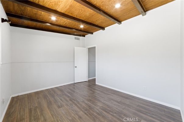 Empty room, Interior, Recessed Lighting, Wooden Beams, Wooden Ceilings, Wood Texture Flooring