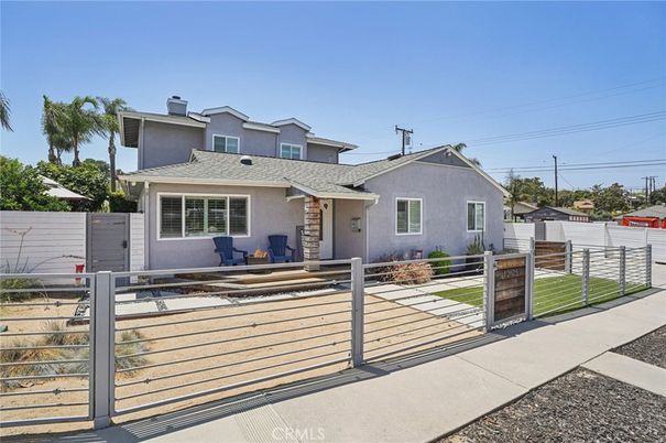 Backyard, Exterior, Facade, Modern