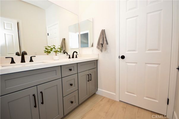 Bathroom, Dual Sink Vanities, Interior, Wood Texture Flooring