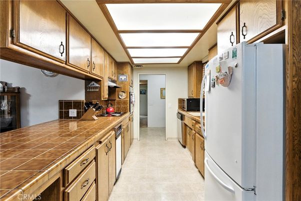 Interior, Kitchen, Tile Countertops