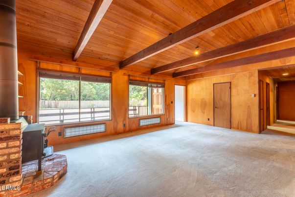 Empty room, Interior, Wooden Beams, Wooden Ceilings, Wooden Walls
