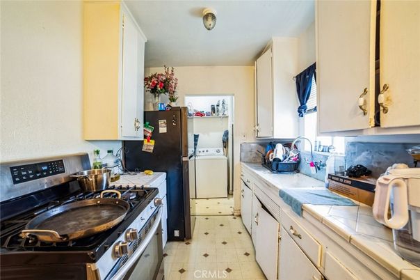 Interior, Kitchen, Tile Countertops