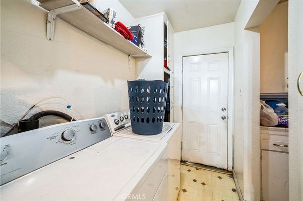 Interior, Washer