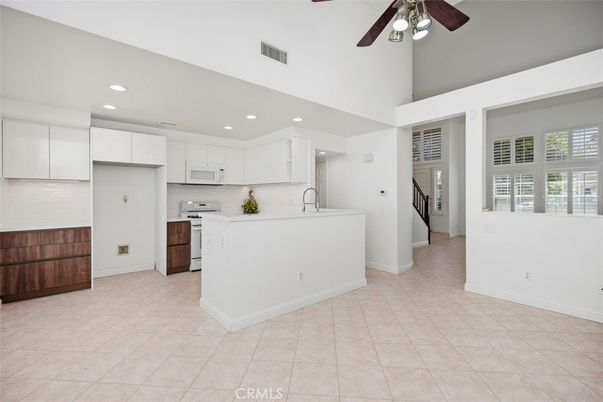 Interior, Kitchen, Recessed Lighting