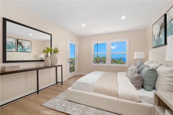 Bedroom, Interior, Recessed Lighting, Water, Wood Texture Flooring