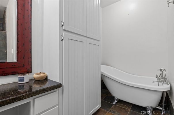 Bathroom, Free Standing Baths, Interior