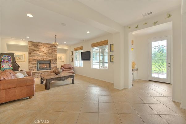Chandelier, Fireplace, Interior, Living room, Recessed Lighting