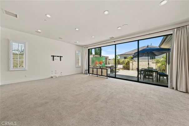 Empty room, Interior, Recessed Lighting