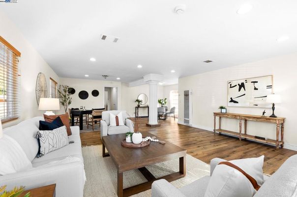 Dining room, Interior, Living room, Recessed Lighting, Wood Texture Flooring