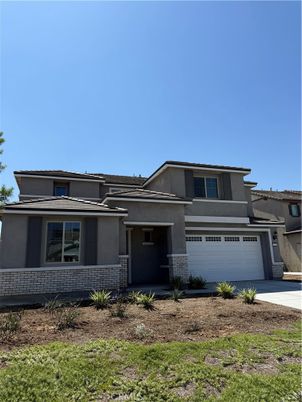 Attached, Exterior, Facade, Modern