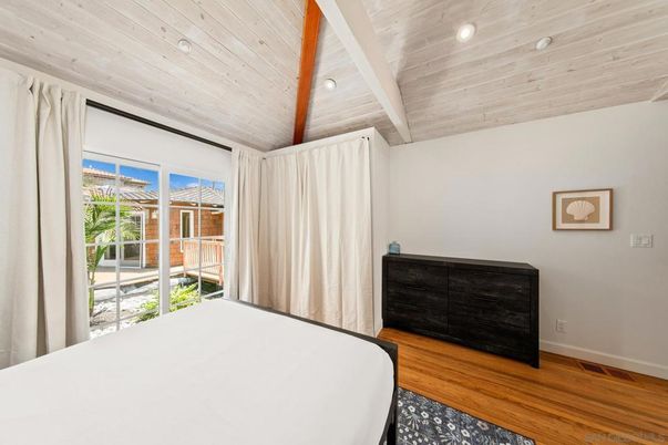 Bedroom, Interior, Recessed Lighting, Wooden Beams, Wooden Ceilings, Wood Texture Flooring