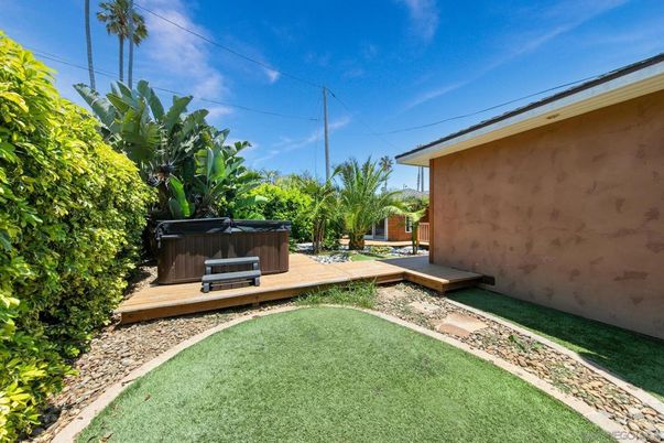 Backyard, Exterior, Hot Tub