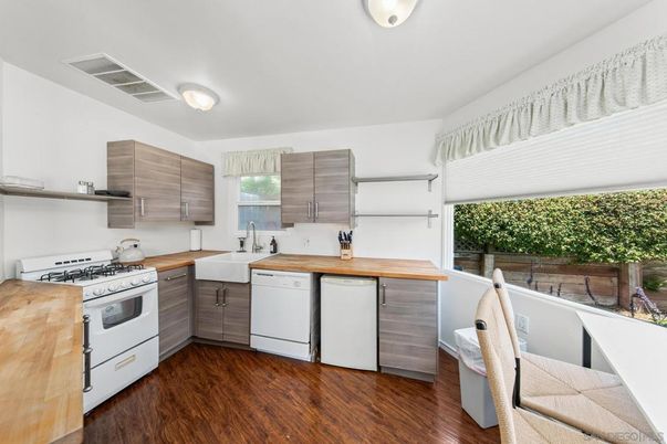 Interior, Kitchen, Wood Texture Flooring