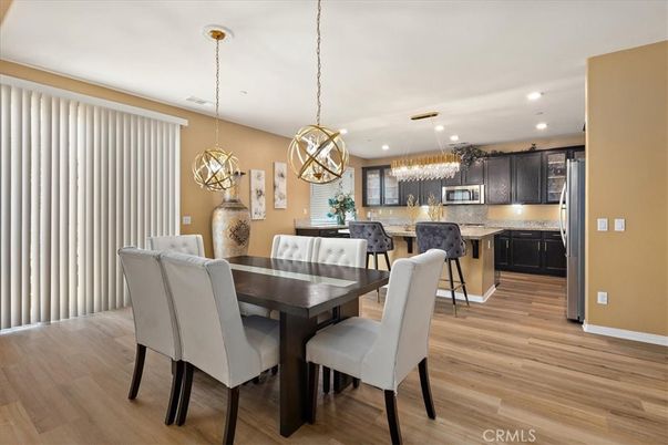 Chandelier, Dining room, Interior, Kitchen, Pendant Lights, Recessed Lighting, Wood Texture Flooring