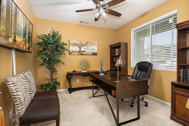 Home Office, Interior