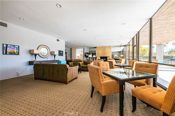Dining room, Interior, Living room, Pendant Lights, Recessed Lighting