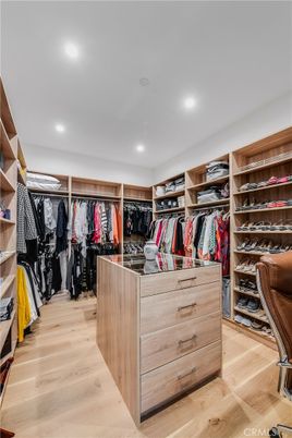 Interior, Recessed Lighting, Walk-in Closets, Wood Texture Flooring