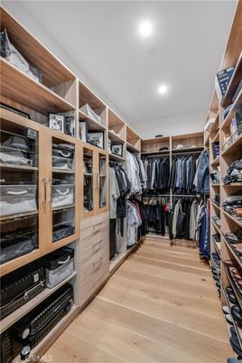 Interior, Recessed Lighting, Walk-in Closets, Wood Texture Flooring
