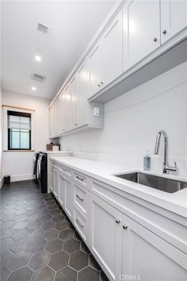 Interior, Recessed Lighting, Washer