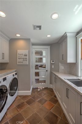 Interior, Recessed Lighting, Washer