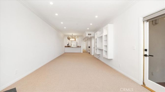 Empty room, Interior, Recessed Lighting