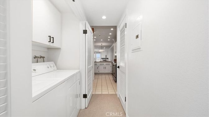 Interior, Recessed Lighting, Utility Closets, Washer