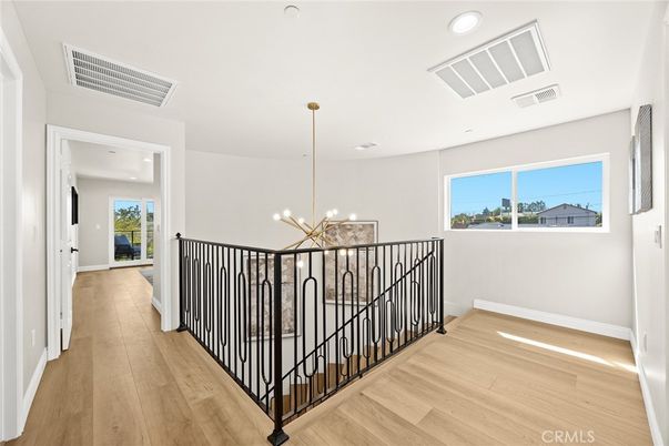 Interior, Pendant Lights, Recessed Lighting, Wood Texture Flooring