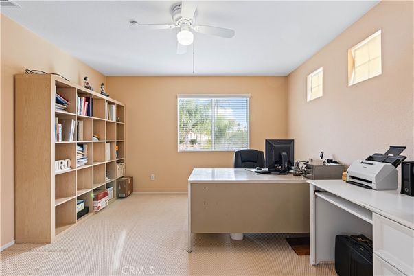 Home Office, Interior