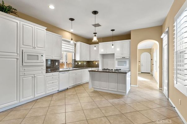 Interior, Kitchen, Pendant Lights, Recessed Lighting