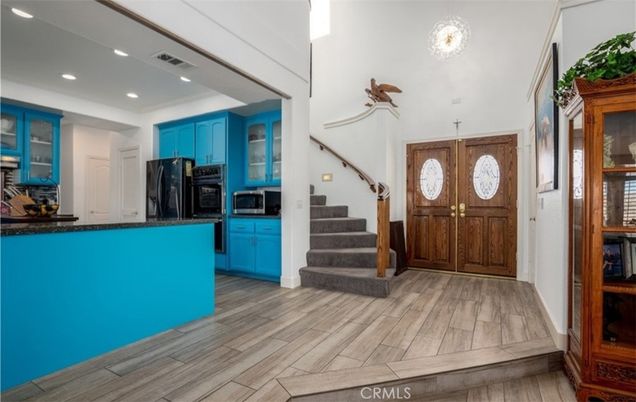 Chandelier, Interior, Kitchen, Recessed Lighting, Wood Texture Flooring