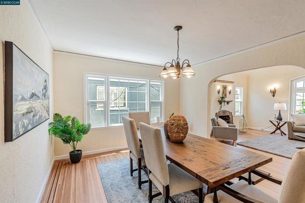 Chandelier, Dining room, Interior, Pendant Lights, Wood Texture Flooring