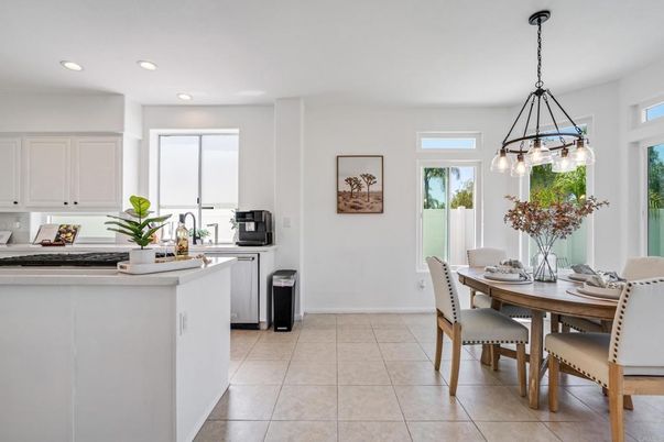 Dining room, Interior, Kitchen, Pendant Lights, Recessed Lighting