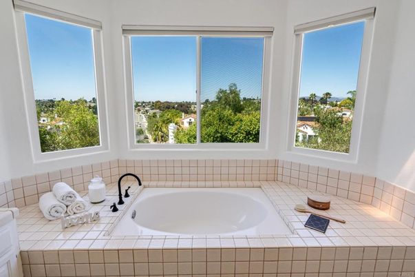 Bathroom, Interior, Tile Countertops