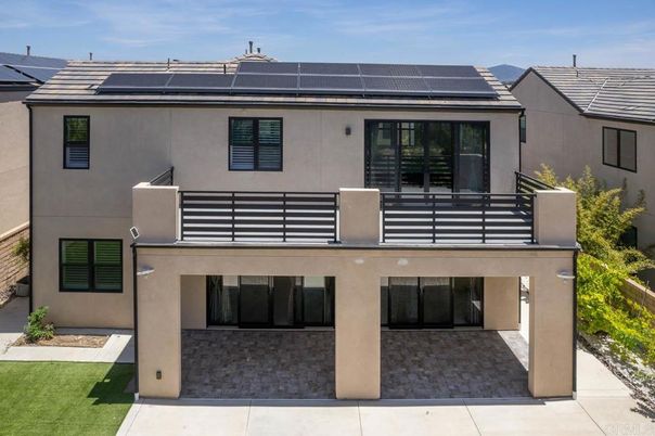 Exterior, Facade, Solar Panels, Modern