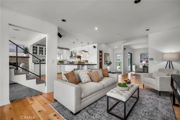 Interior, Kitchen, Living room, Pendant Lights, Recessed Lighting, Wood Texture Flooring