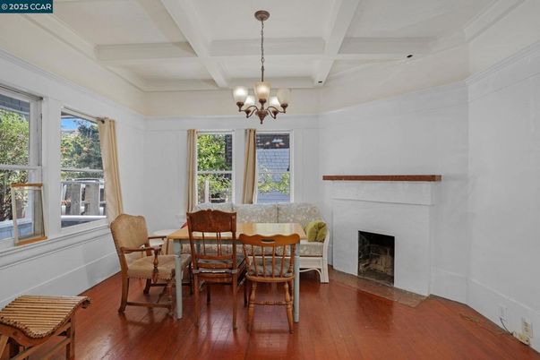 Chandelier, Dining room, Fireplace, Interior, Wood Texture Flooring