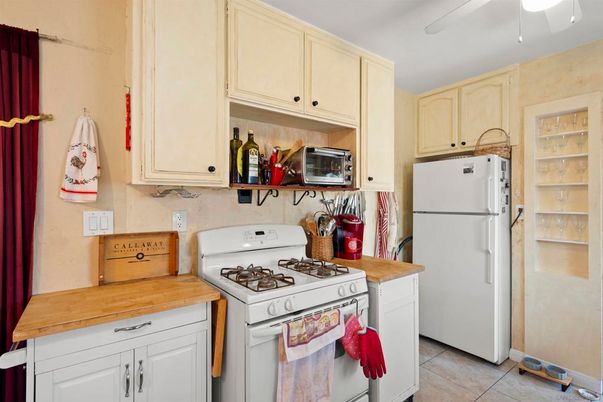 Interior, Kitchen