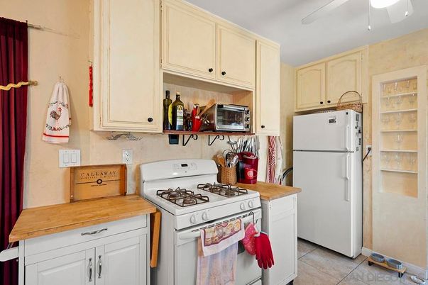 Interior, Kitchen