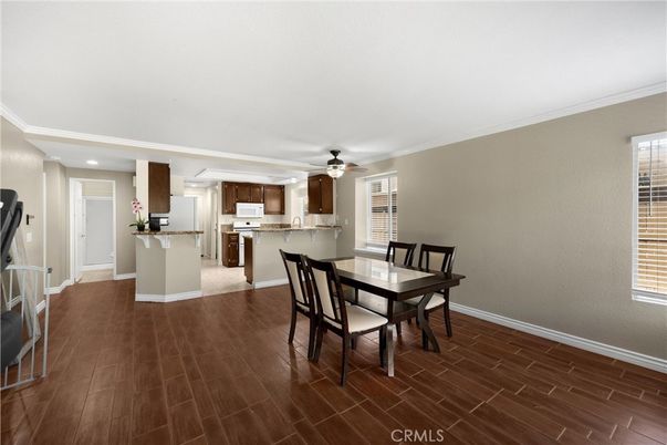 Dining room, Interior, Kitchen, Recessed Lighting, Wood Texture Flooring
